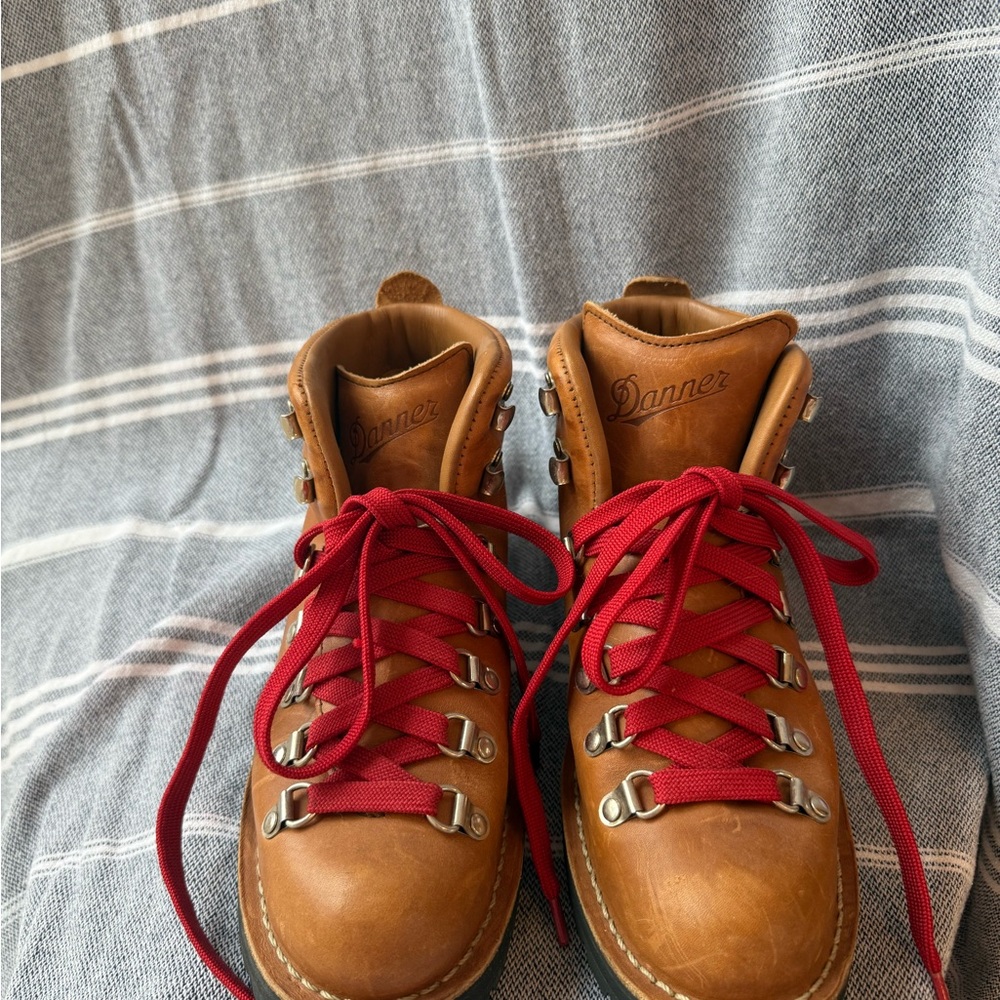 Danner Tan Leather Boots with Red Laces